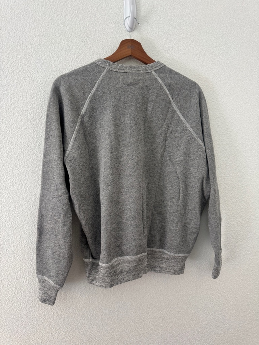 The Great. The College Sweatshirt NWT Sweater Merry Christmas Grey 1 Small RARE - Picture 8 of 8